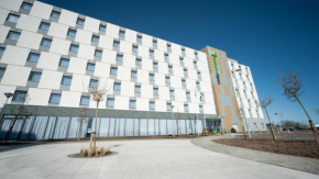 Holiday Inn Express Aberdeen Airport, an IHG Hotel